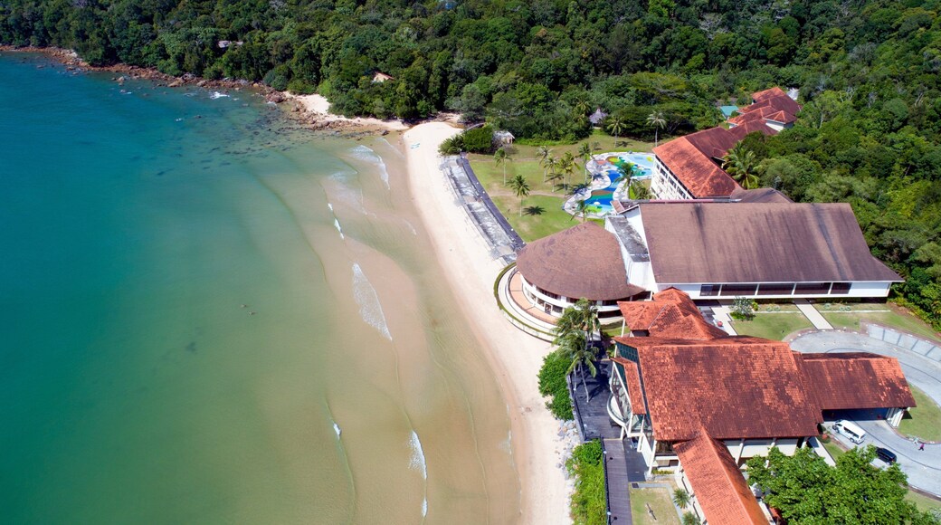 Kuching featuring general coastal views