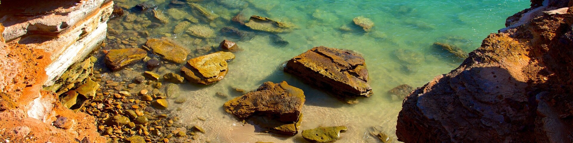 Gantheaume Point showing rocky coastline and landscape views
