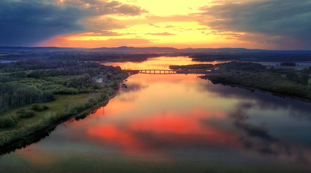 Road tripping from Brisbane and you can find Yamba about 3-4 hours south and waiting for you to bring your surfboard, your appetite for wonderful seafood and amazing sunsets by the Clarence River. A haven for all and all who love the coast. #roadtrip#nsw #sunset #ontheroad