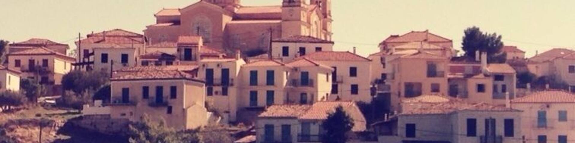 Galaxidi. A place for romantic walks