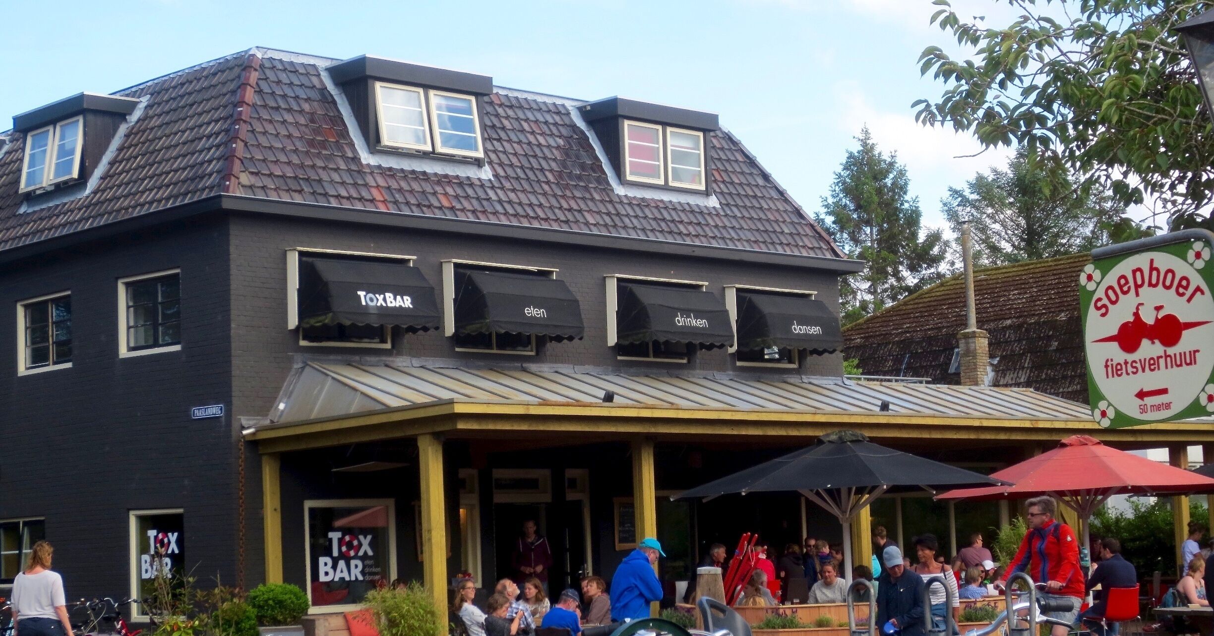 Schiermonnikoog.
De ToxBar.