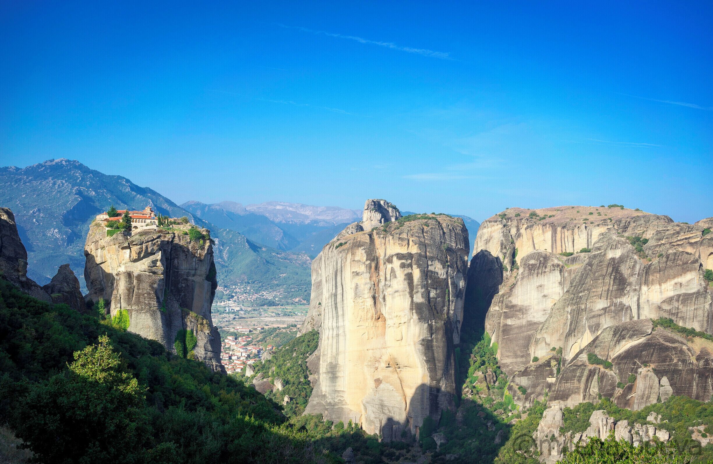 i wanted to see this place in a while and didn't disappoint.Truly amazing.Dress modestly for the  monasteries!