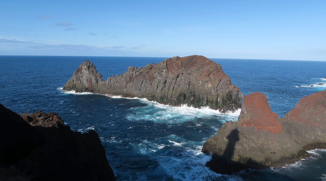 Ilhéu da Baleia is a rock formation of volcanic origin located in Ponta da Barca Bay, municipality of Santa Cruz da Graciosa, Graciosa island, Azores.