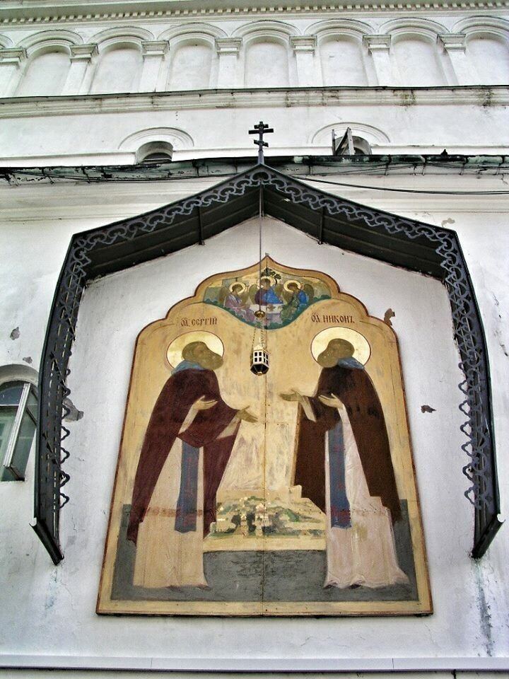 A painting on one exterior wall of the monastery. Sorry, I don't remember the name and didn't take note when I was there. Tried searching on the Internet but found no information on most paintings!