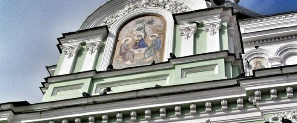 Love the very different style of architecture here. It is much more rural and humble but still equally impressive!
#architecture