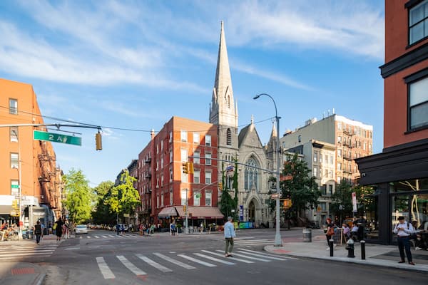 East Village which includes street scenes and a city