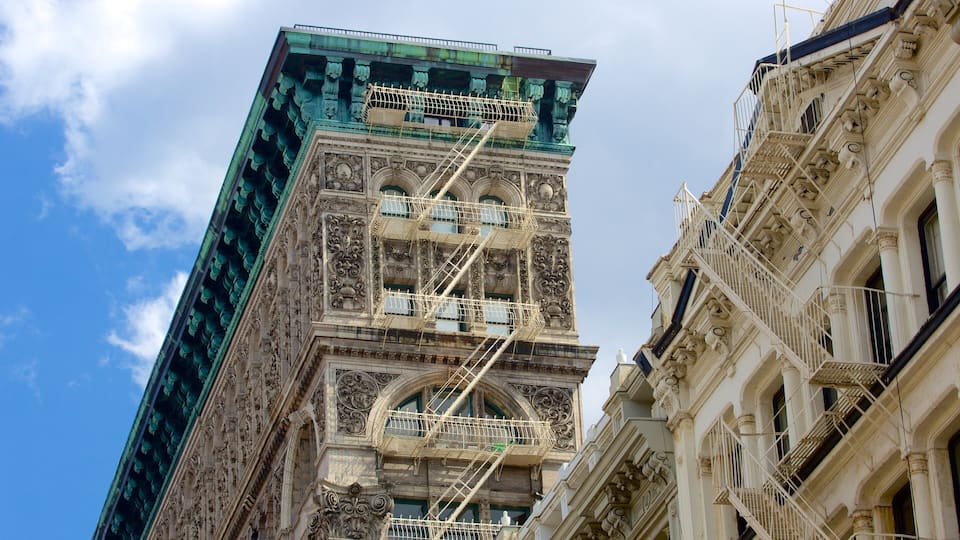 SoHo - Tribeca johon kuuluu vanha arkkitehtuuri ja kaupunki
