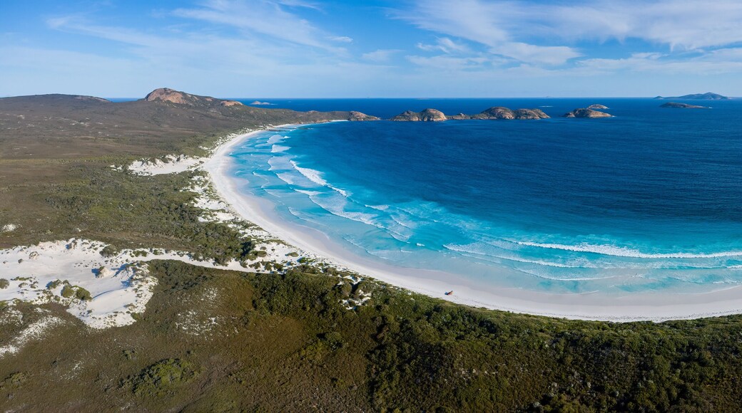 View of the beach at Lucky Bay in the Cpae Le Grand National Park, near Esperance in Western Australia