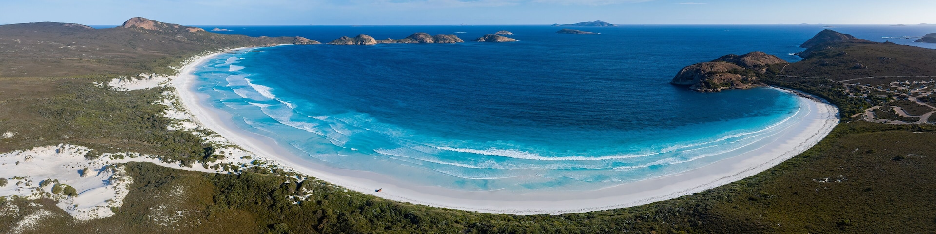 View of the beach at Lucky Bay in the Cpae Le Grand National Park, near Esperance in Western Australia