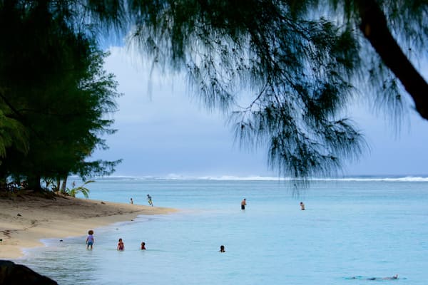 アロア ビーチ フィーチャー 砂浜