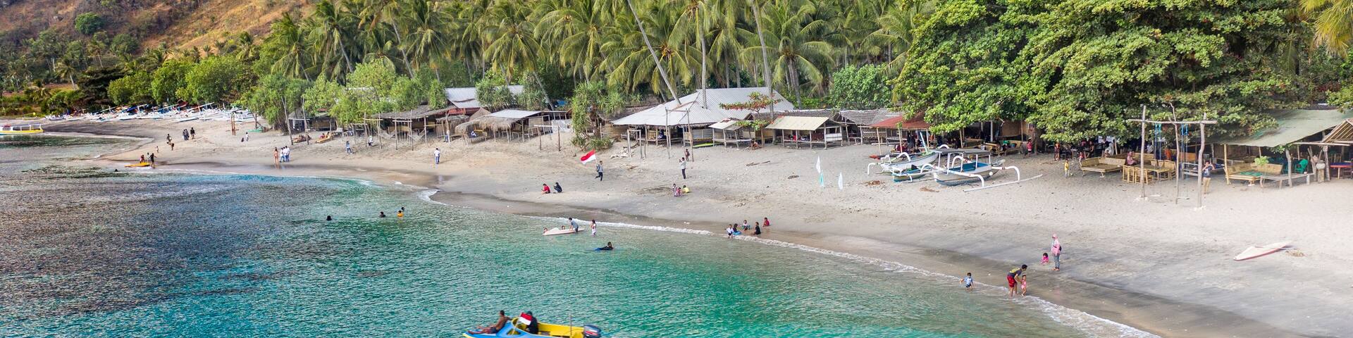One of my favorite little "secret" local beaches in North West Lombok Indonesia 🇮🇩