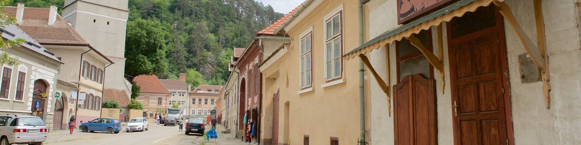 Rasnov qui includes scĂšnes de rue