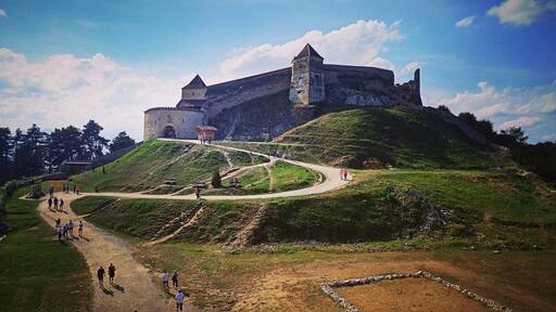 The elders from Râșnov believe that deep in the well inside the citadel lies a treasure at least 300 years old. However, recently alpinists have closely explored the well, without finding any trace of it.
