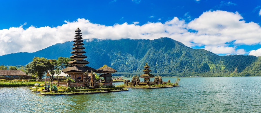 Pura Ulun Danu Beratan Bedugul temple