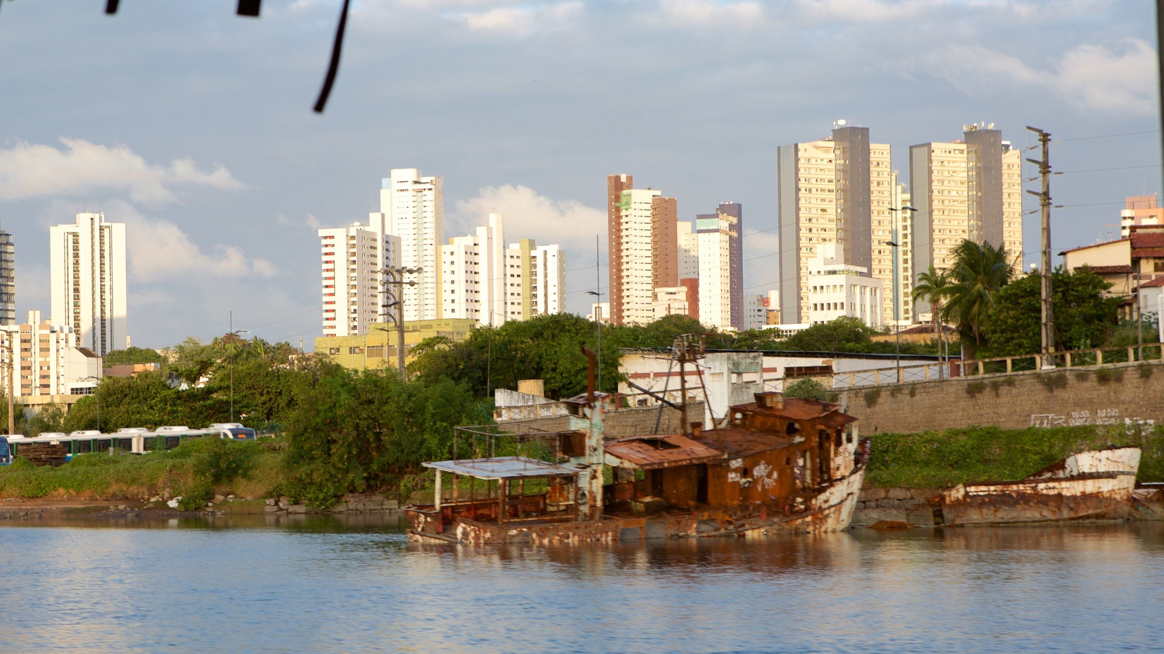 Natal แสดง วิวเมือง และ ท่าจอดเรือ