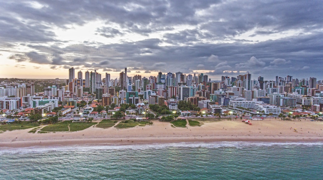 Praia de Cabo Branco na cidade de joão pessoa (Cabo Branco beach in the city of João Pessoa)