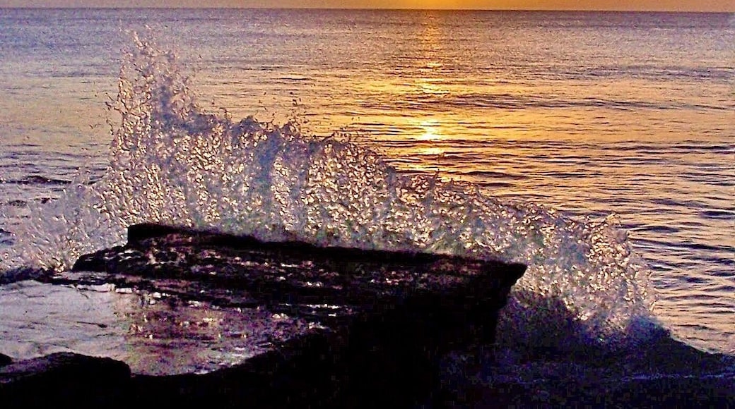Sunset splash at The House Resort in St. James Parish, Barbados. 😎