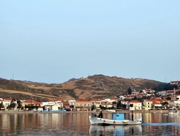 The capital of Lemnos island, with a great history and beauty, is one of the most beautiful corners of northern Aegean .The Castle and the picturesque harbour are very impressive. Stroll to the narrow roads of Myrina and in the evening enjoy the sea view while drinking a coffee or a drink.