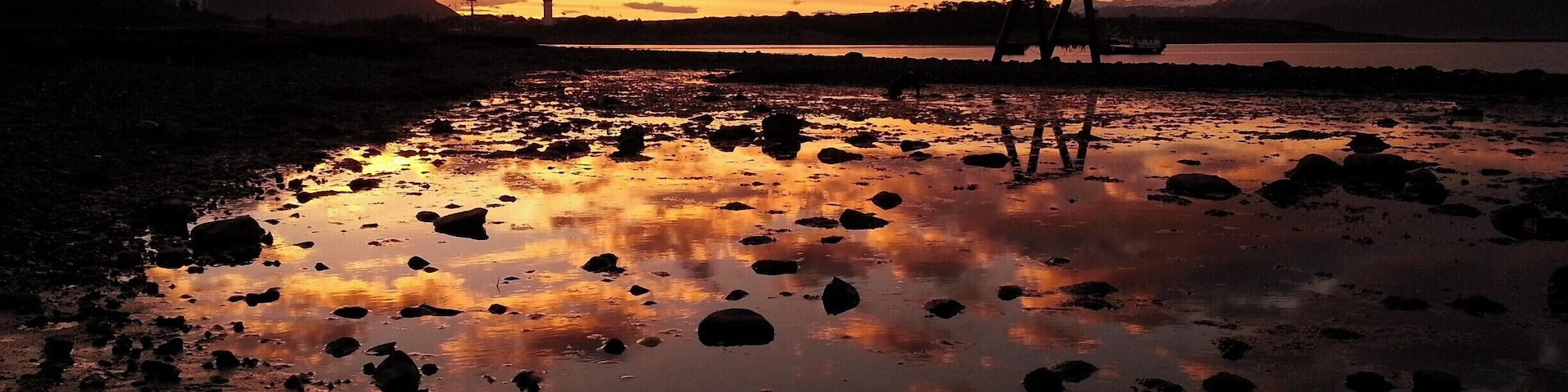 A complete lack of tourists - the fact that it was SO difficult to get to, the amazing hostel that we found, the stunning sunset I capture on my phone as I'd left my SLR batteries at said hostel....!