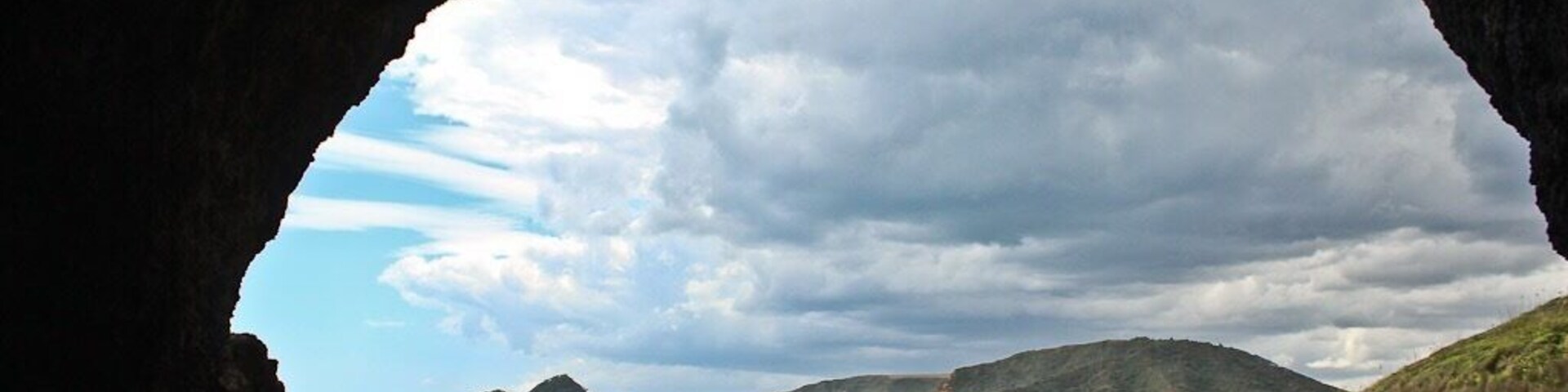 There are some amazing beaches close to Auckland - Bethells Beach being one of them. Check out the black sand (caused by high iron content from volcanic origin) and awesome sea caves! Wouldn't want to get trapped inside as the tide comes in though...