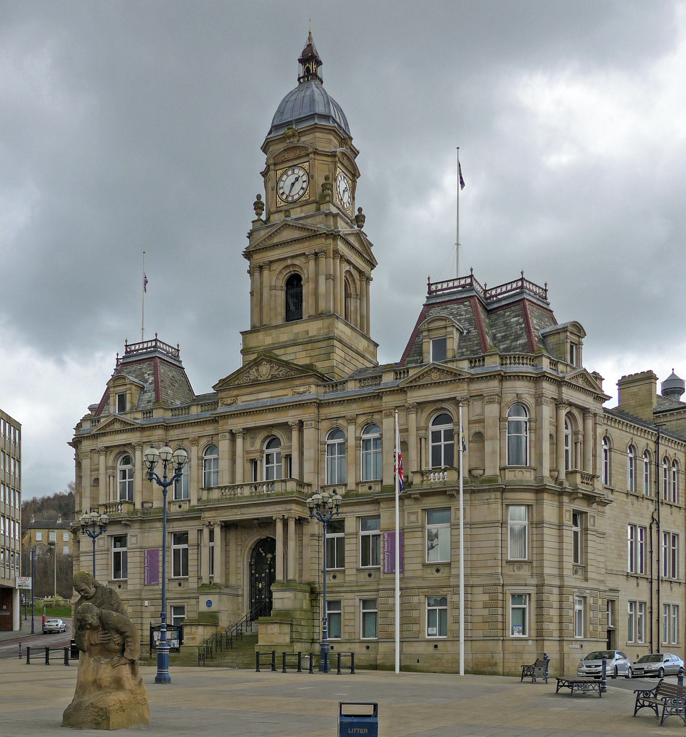 Town Hall, Dewsbury