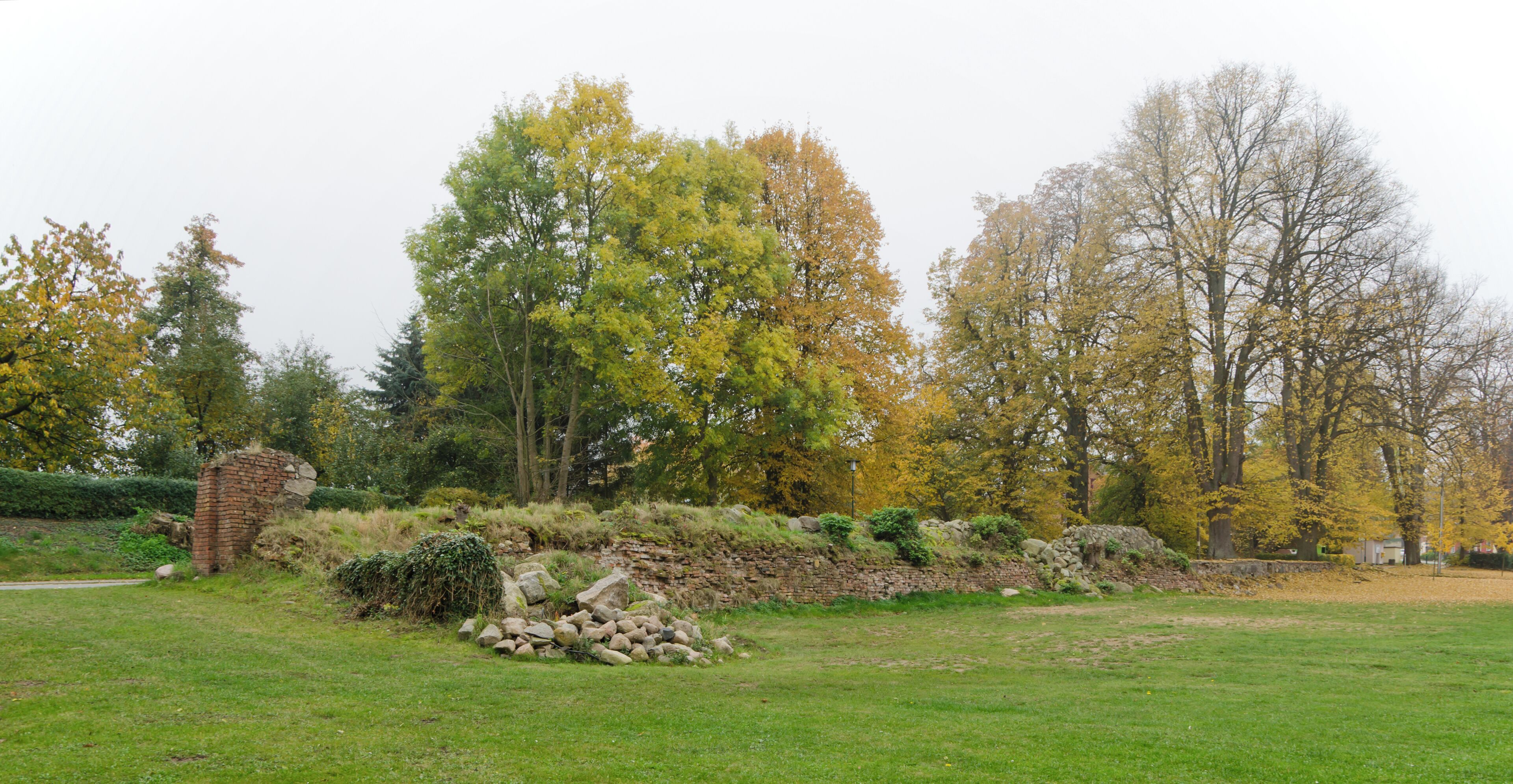 Gerdshagen Gutsmauer