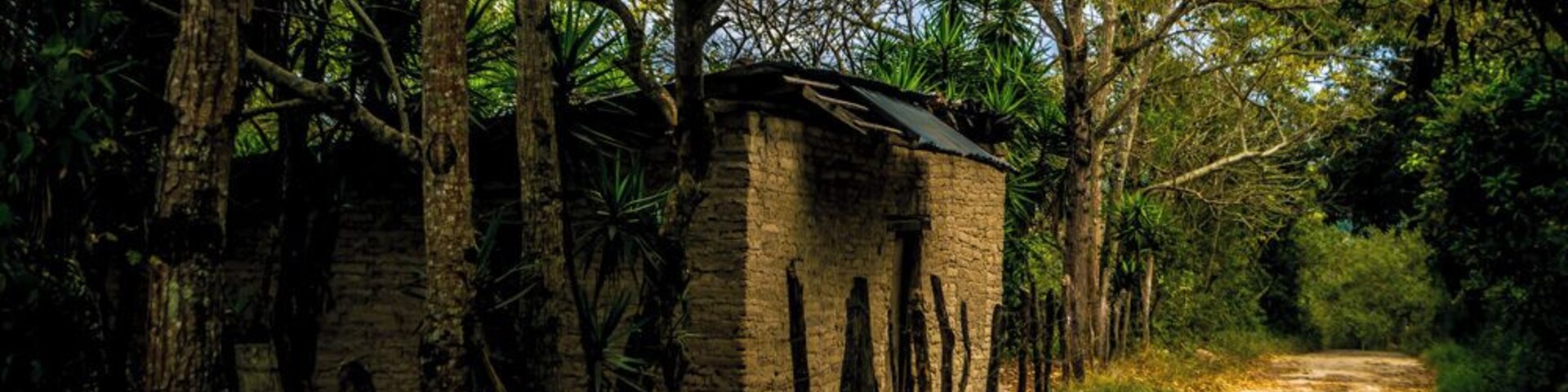 An adobe house we found on the way to the hot springs outside the town of Gracias.