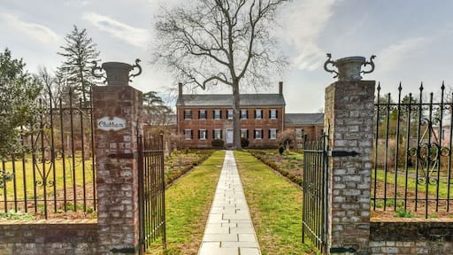 Chatham Manor, a Georgian-style home completed in 1771 on the Rappahannock River in Stafford County, Virginia, opposite Fredericksburg.; Shutterstock ID 634323857; PO: SP-526; Order: Things to do/Virg