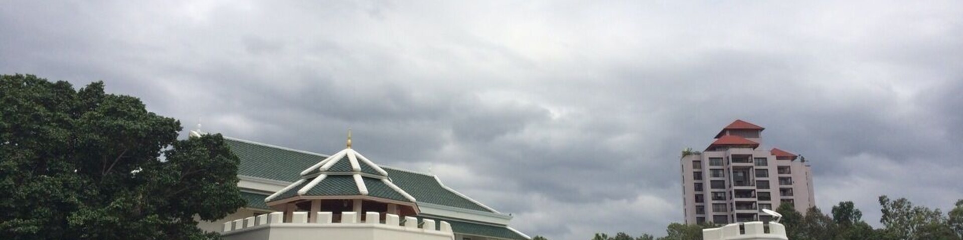 This is actually a part if a riverside hotel. Built like an old fort, it is a new structure that adds a colonial-era charm to the place.