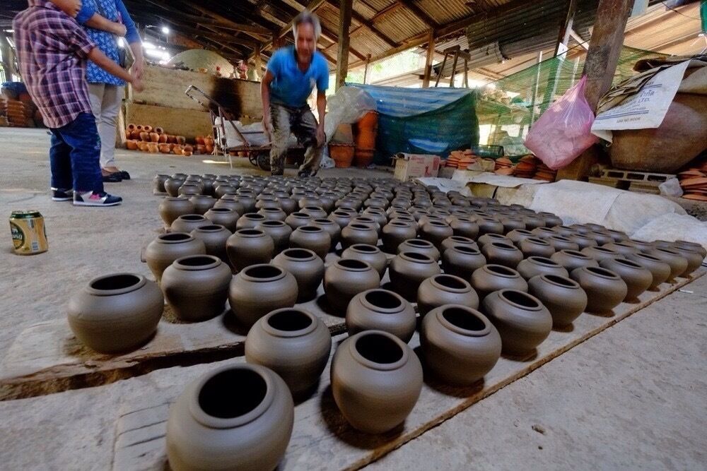 Look❗️.I watched him while he did these .....he used just less than a minute to mold one!!😄