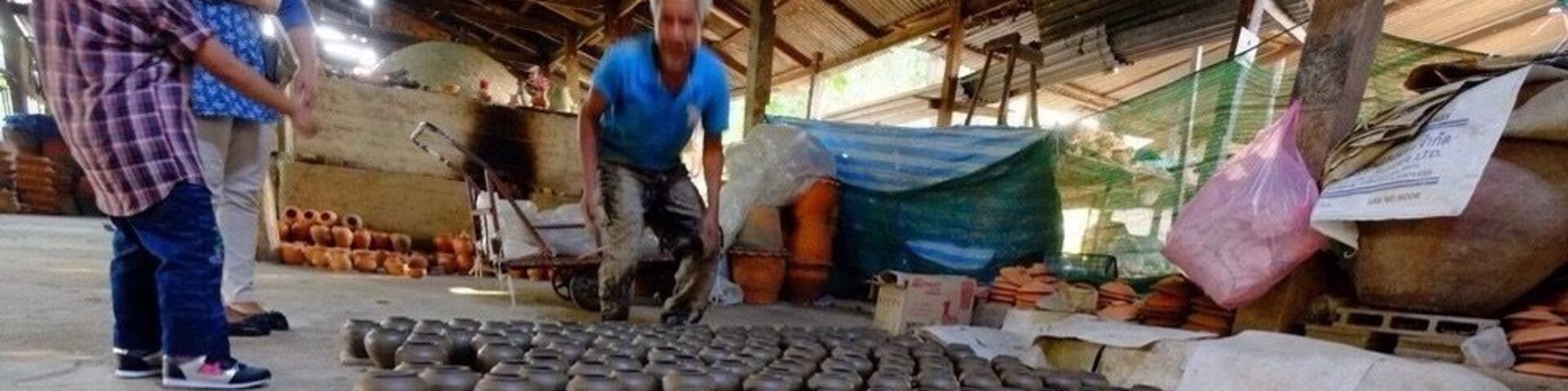 Look❗️.I watched him while he did these .....he used just less than a minute to mold one!!😄