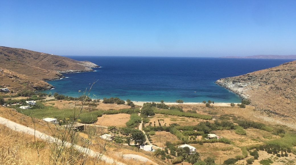 A beautiful beach with a very good restaurant
#greece
#serifos