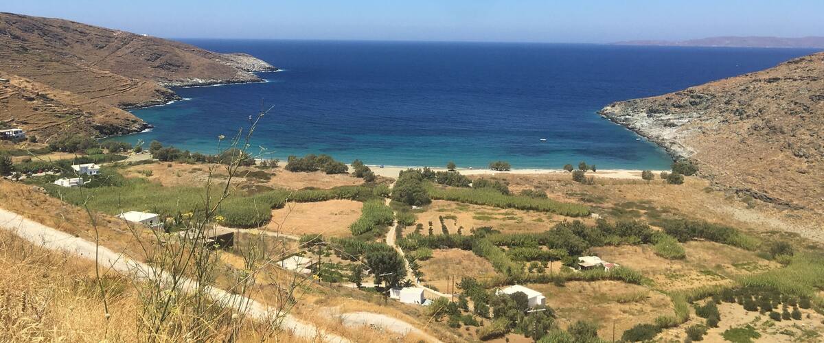 A beautiful beach with a very good restaurant 
#greece
#serifos