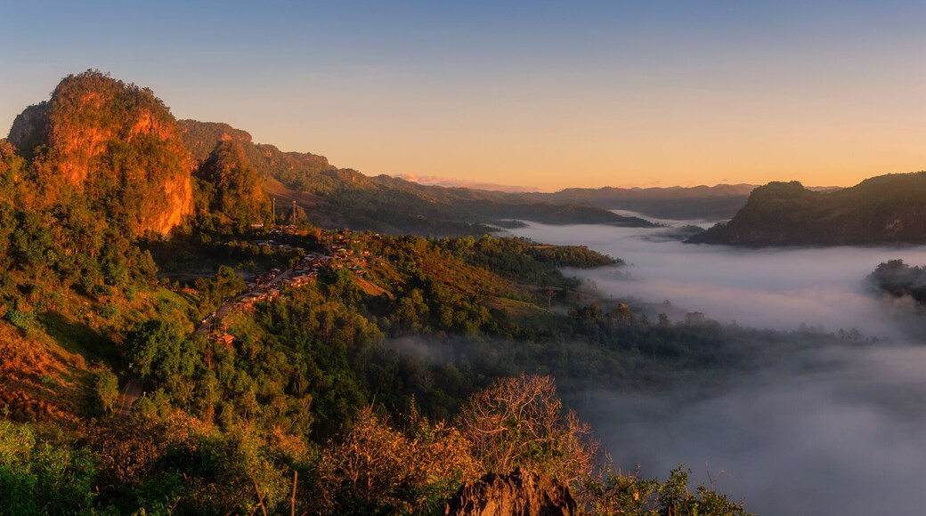Panoramic mountain landscape and mist.