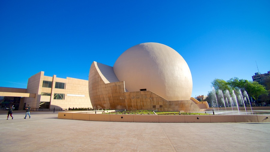Kulturzentrum Tijuana das einen moderne Architektur und Platz oder Plaza
