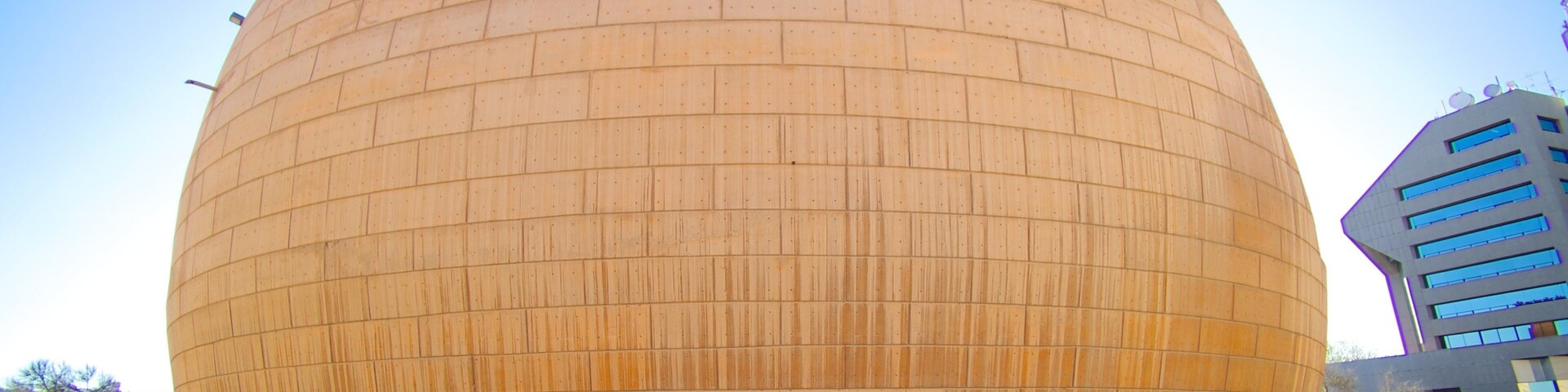 Centro Cultural Tijuana which includes a city