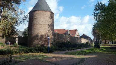 Stadtmauer mit Gefangenenturm in Dülken