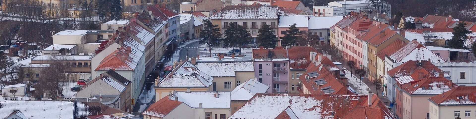 View of náměstí T. G. Masaryka, the main square in Moravsky Krumlov, near Brno. The photo was taken from the Chapel of St. Florian which overlooks the town.
Not much going on in this town, especially on a Sunday, in January. Maybe best to avoid!
#architecture