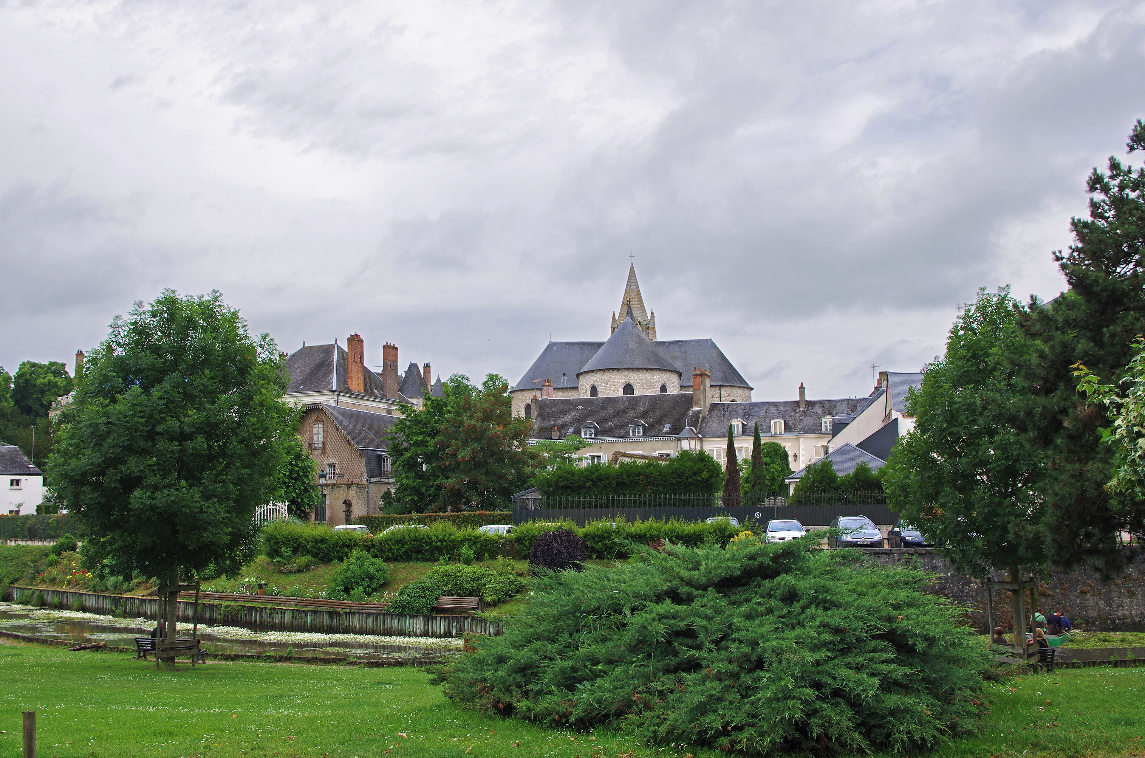 Square de Gundelfingen. La ville de Meung-sur-Loire est jumelée avec Gundelfingen ‪(Bade-Wurtemberg)‬.