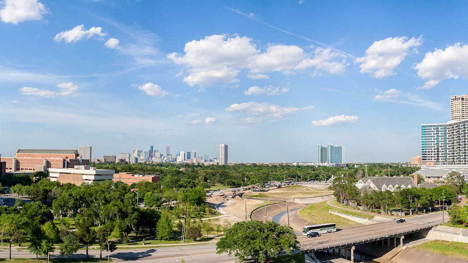 A panoramic view of Houston looking north towards downtown from the Medical Center