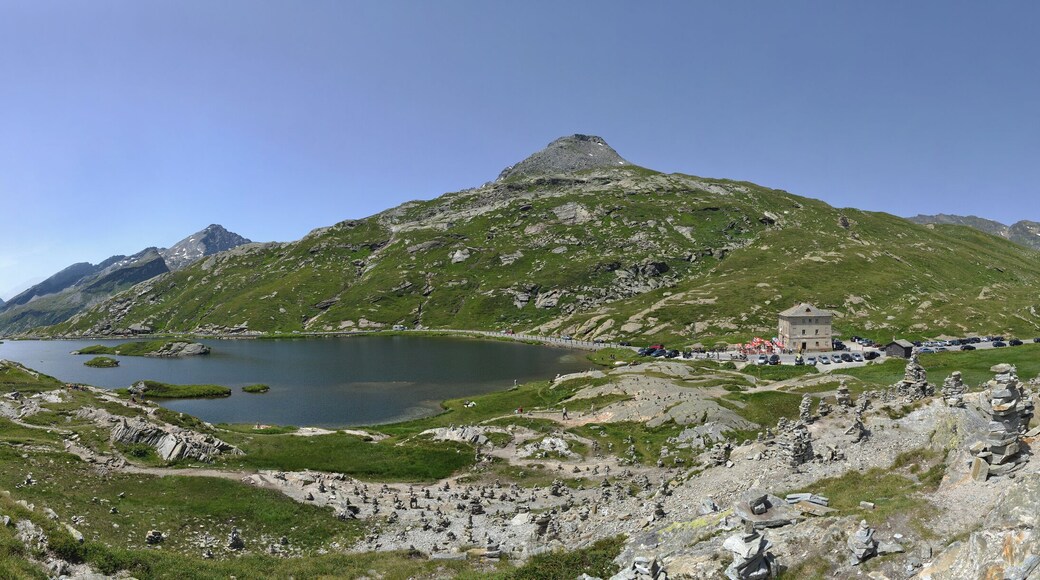 NOTE: This image is a panorama consisting of multiple frames that were merged or stitched in software. As a result, this image necessarily underwent some form of digital manipulation. These manipulations may include blending, blurring, cloning, and color and perspective adjustments. As a result of these adjustments, the image content may be slightly different than reality at the points where multiple images were combined. This manipulation is often required due to lens, perspective, and parallax distortions.