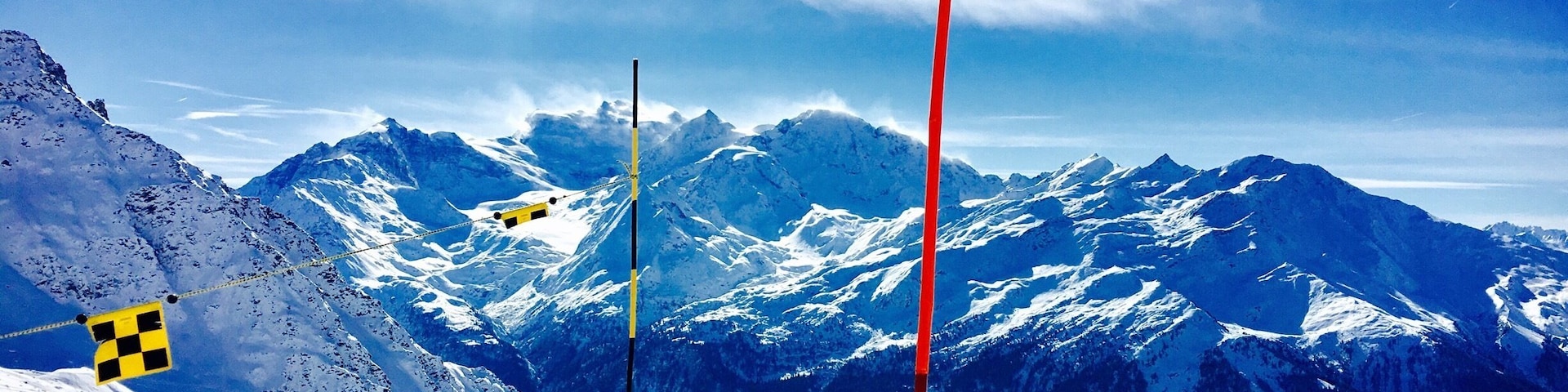 Its enormous ski area and varied terrain attracts skiers and snowboarders from around the globe and offers something for every level of skiers and snowboarder, from complete beginners to extreme freeride and professionals skiers as well as ski mountaineers. #LifeAtExpedia