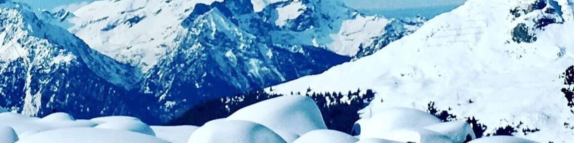 Its enormous ski area and varied terrain attracts skiers and snowboarders from around the globe and offers something for every level of skiers and snowboarder, from complete beginners to extreme freeride and professionals skiers as well as ski mountaineers. #LifeAtExpedia