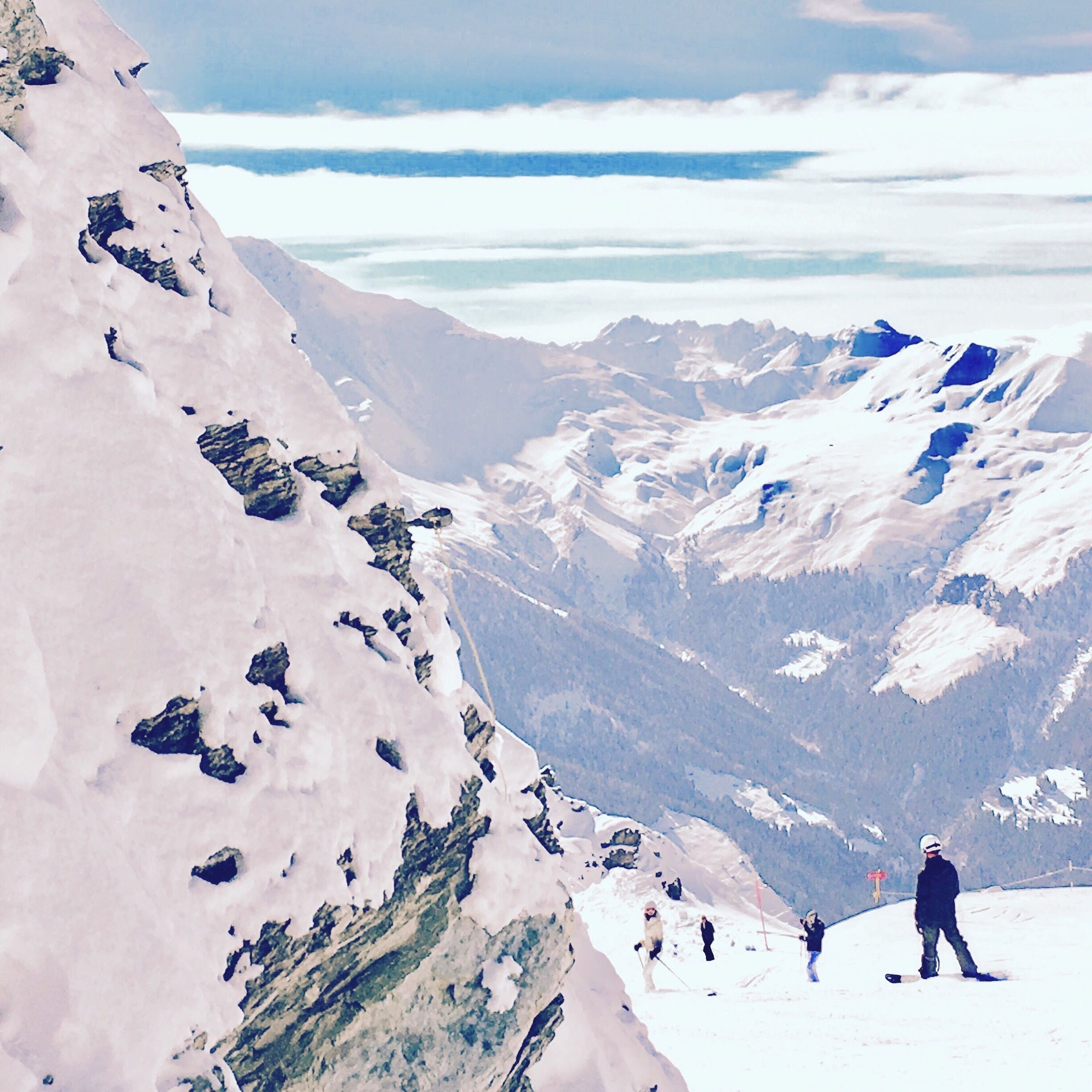 Its enormous ski area and varied terrain attracts skiers and snowboarders from around the globe and offers something for every level of skiers and snowboarder, from complete beginners to extreme freeride and professionals skiers as well as ski mountaineers. #LifeAtExpedia