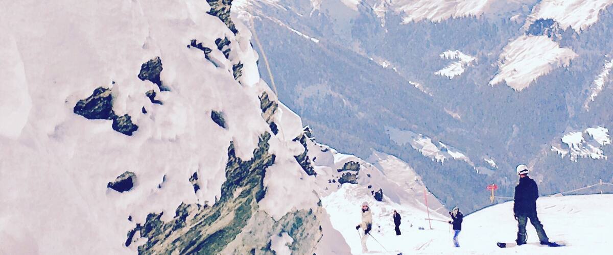 Its enormous ski area and varied terrain attracts skiers and snowboarders from around the globe and offers something for every level of skiers and snowboarder, from complete beginners to extreme freeride and professionals skiers as well as ski mountaineers. #LifeAtExpedia