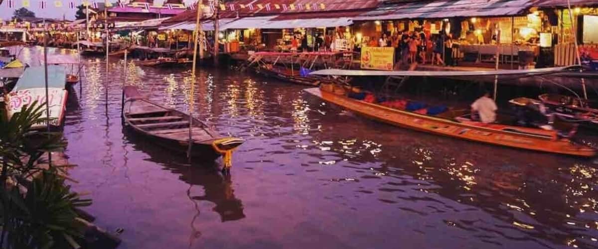 A very relaxing river tour and a great opportunity too for us to experience the life on a floating market among the locals