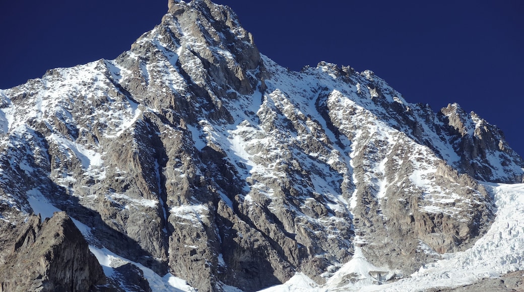 Tour Noir from La Fouly (Valais)