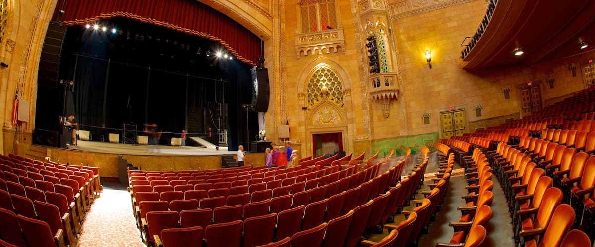 Hershey Theater caracterizando cenas de teatro, arquitetura de patrimônio e vistas internas