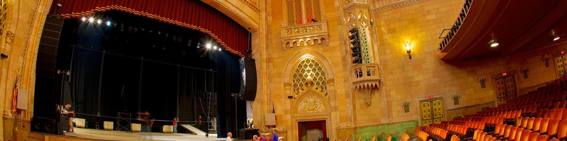 Hershey Theater caracterizando cenas de teatro, arquitetura de patrimônio e vistas internas