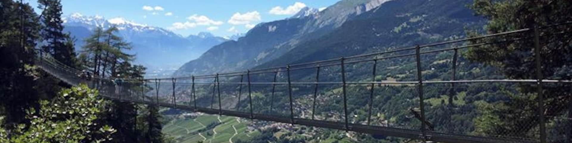 Suspension bridge anyone?
Why not try the bisse du Torrent Neuf (Saviese) with it's 4 suspension bridges?
A cafe at the start, another one at the opposite end - a perfect walk for those with no fear of high. Count about 1 hour each way.
#hiking #Switzerland #Valais #Bisse #Suspensionbridge #LifeatExpedia #Saviese